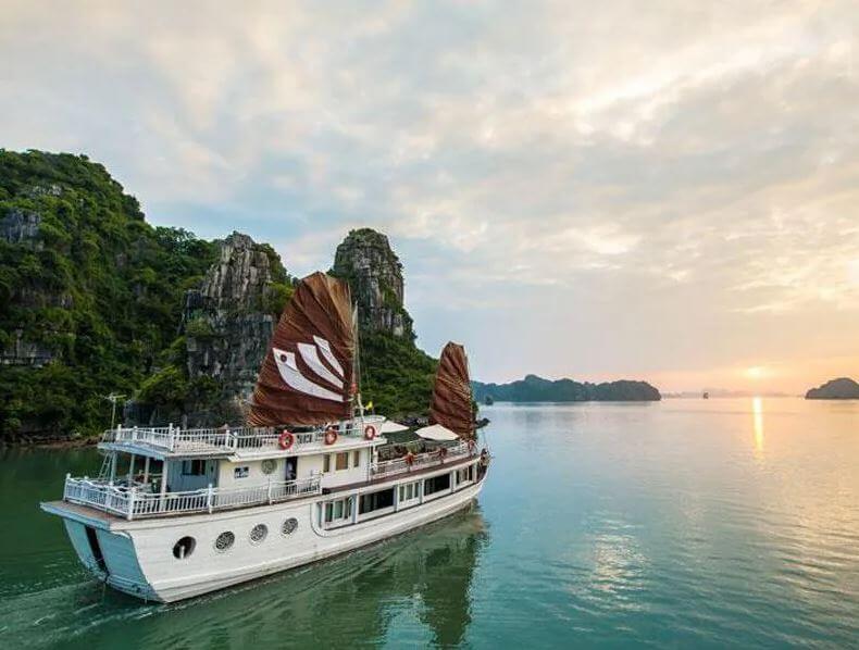02 Days Halong Bay Exclusive on Bhaya Legend Private  Cruise